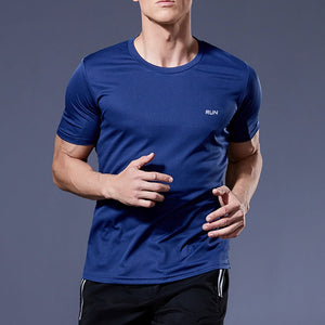 High Quality Polyester Men Running T Shirt Quick Dry Fitness Shirt Training Exercise Clothes Gym Sport Shirt Tops Lightweight